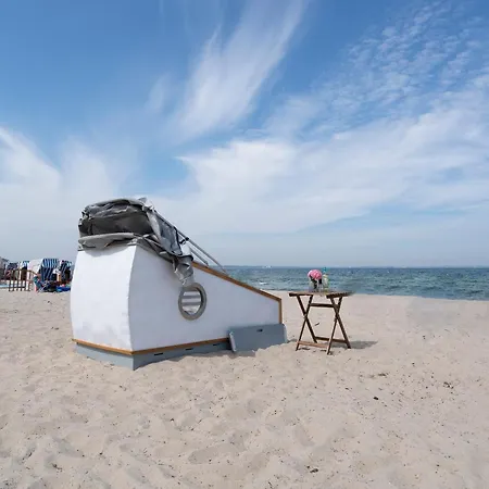 Schlafstrandkorb Nr 7 * Timmendorfer Strand