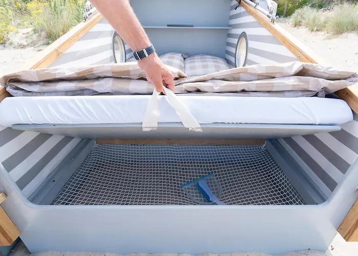 Schlafstrandkorb Nr 7 Luxe tent Timmendorfer Strand